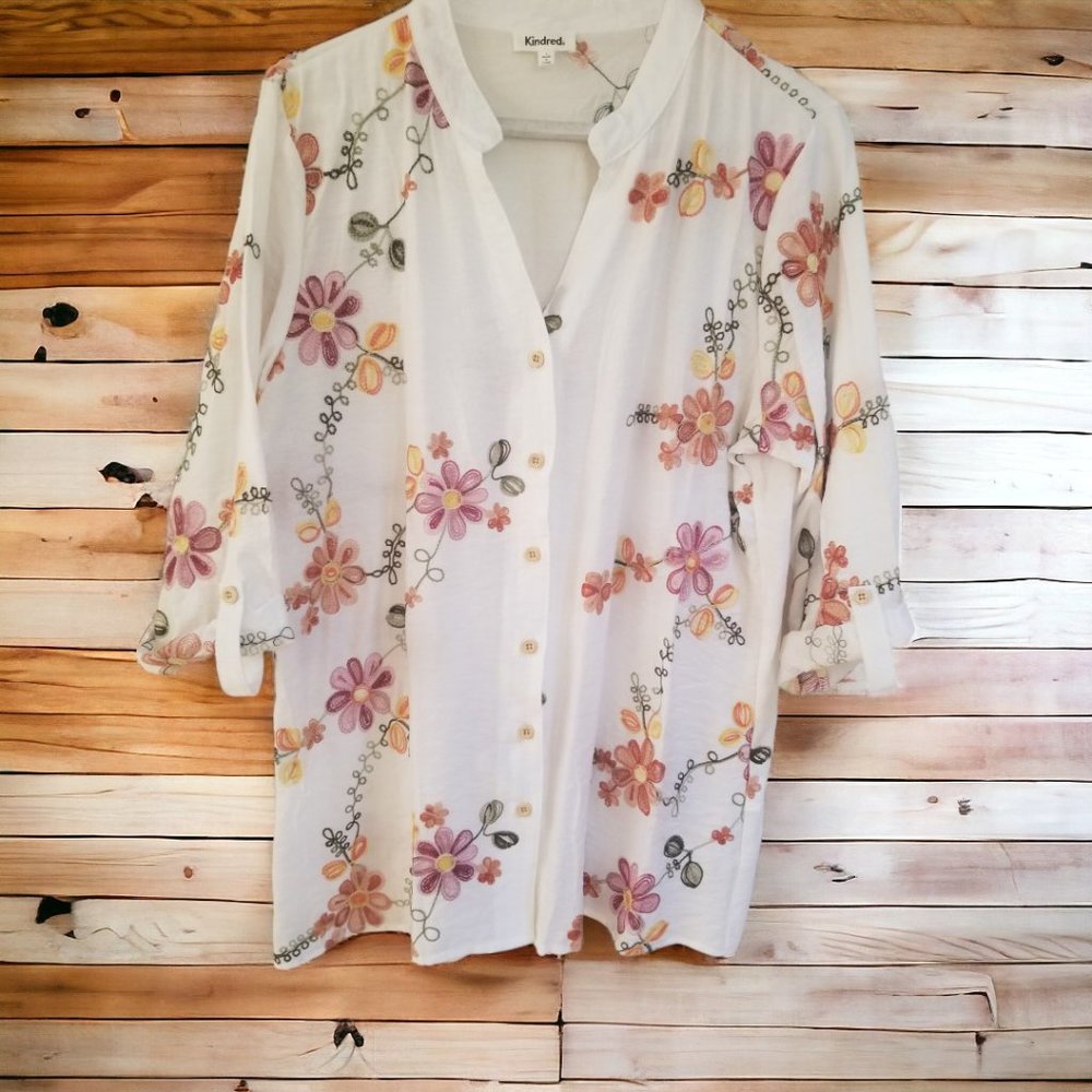 Versatile and Elegant Ladies' Shirt Blouse - Perfect for Every Occasion